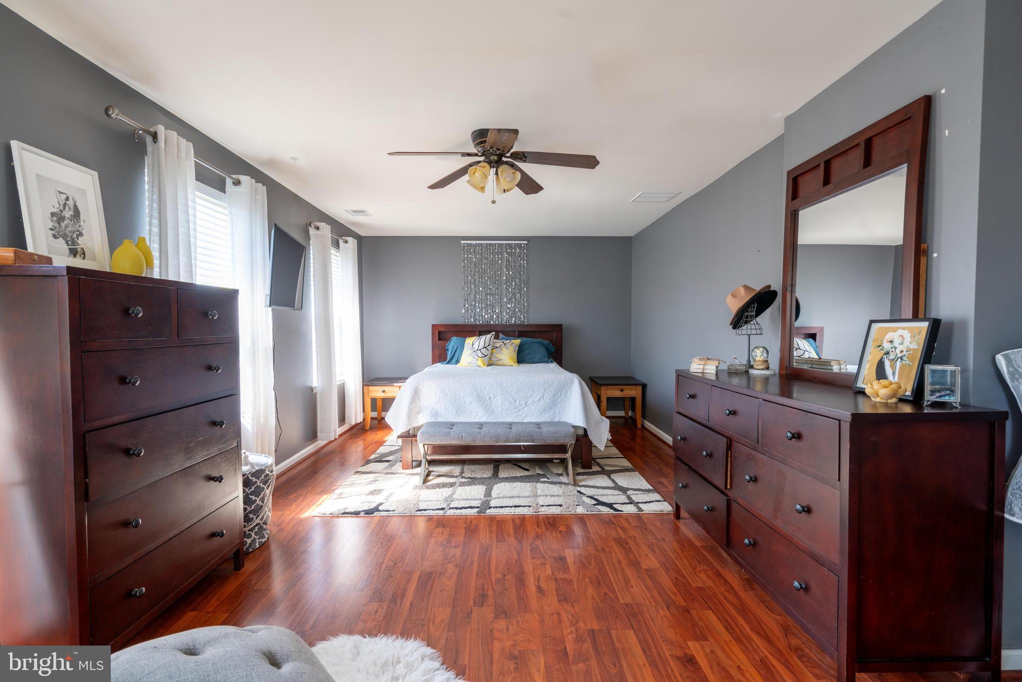 MEADOWBROOK - Residential