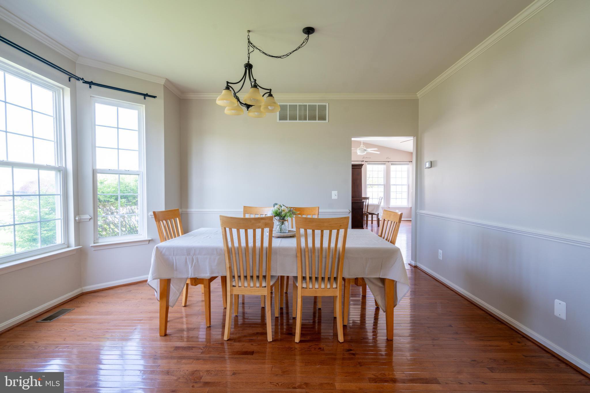 MEADOWBROOK - Residential