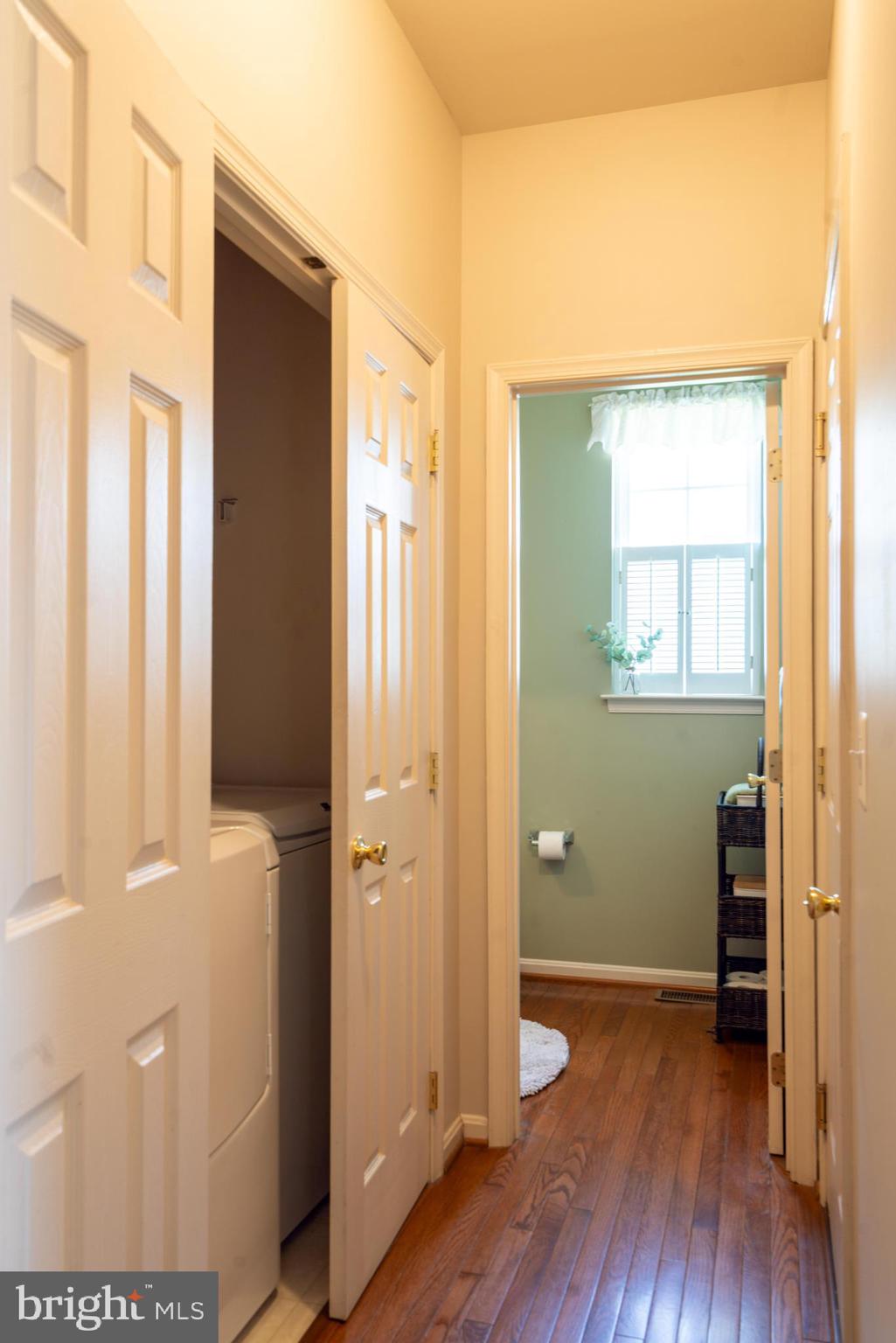 MEADOWBROOK - Residential