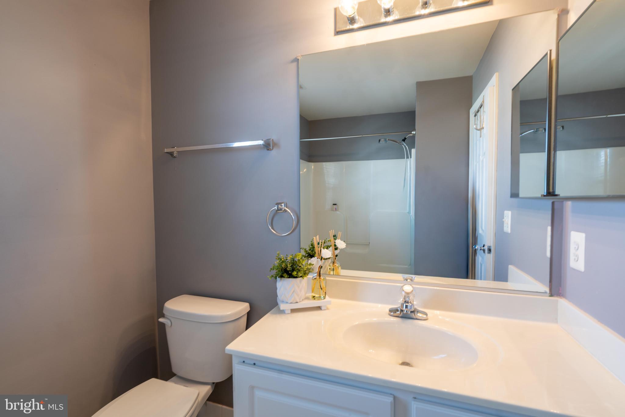 MEADOWBROOK - Residential