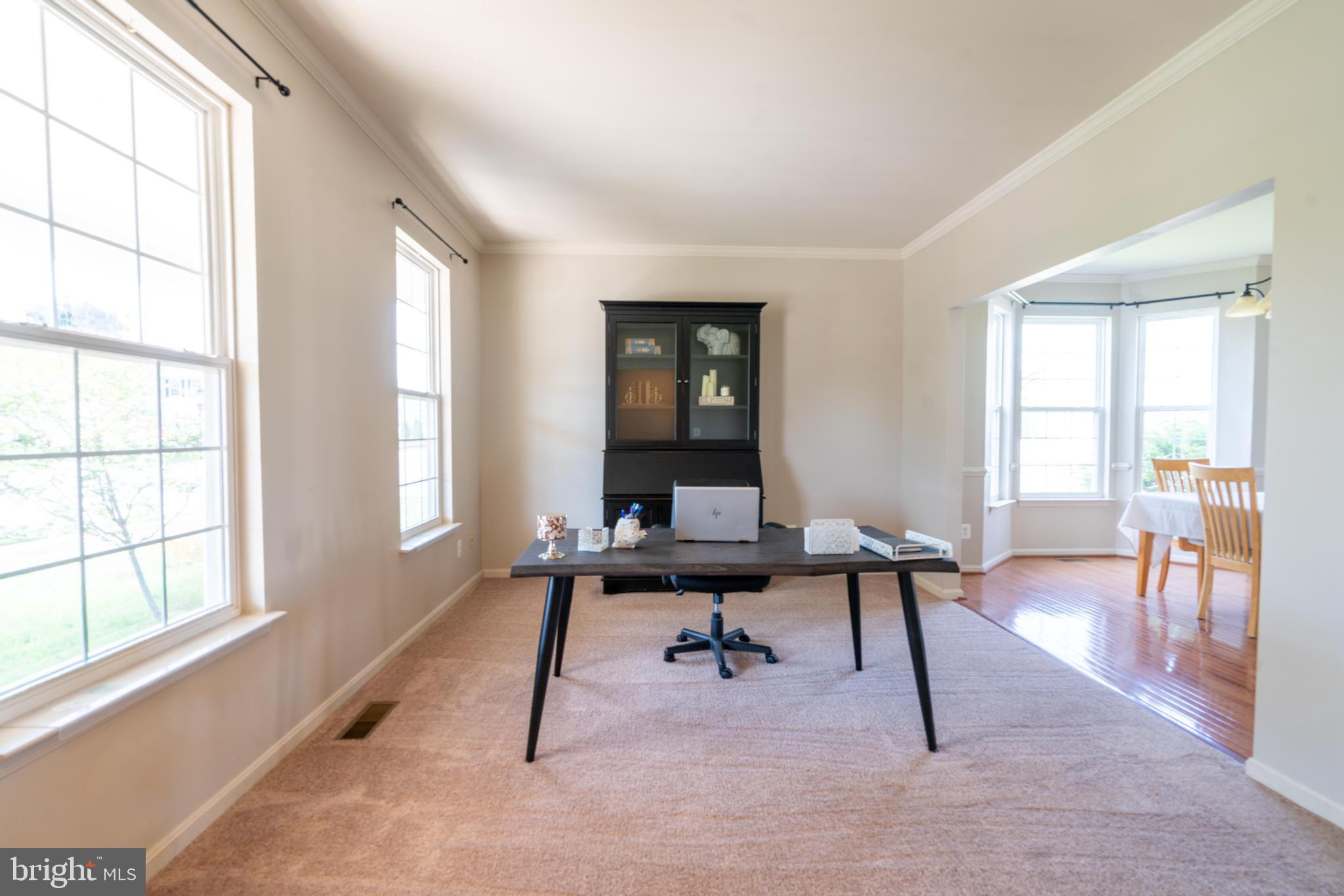 MEADOWBROOK - Residential