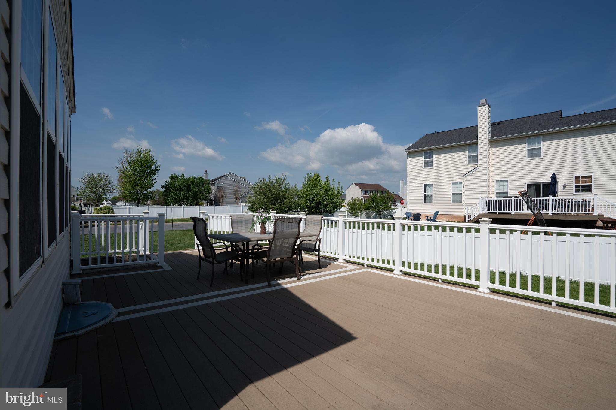 MEADOWBROOK - Residential