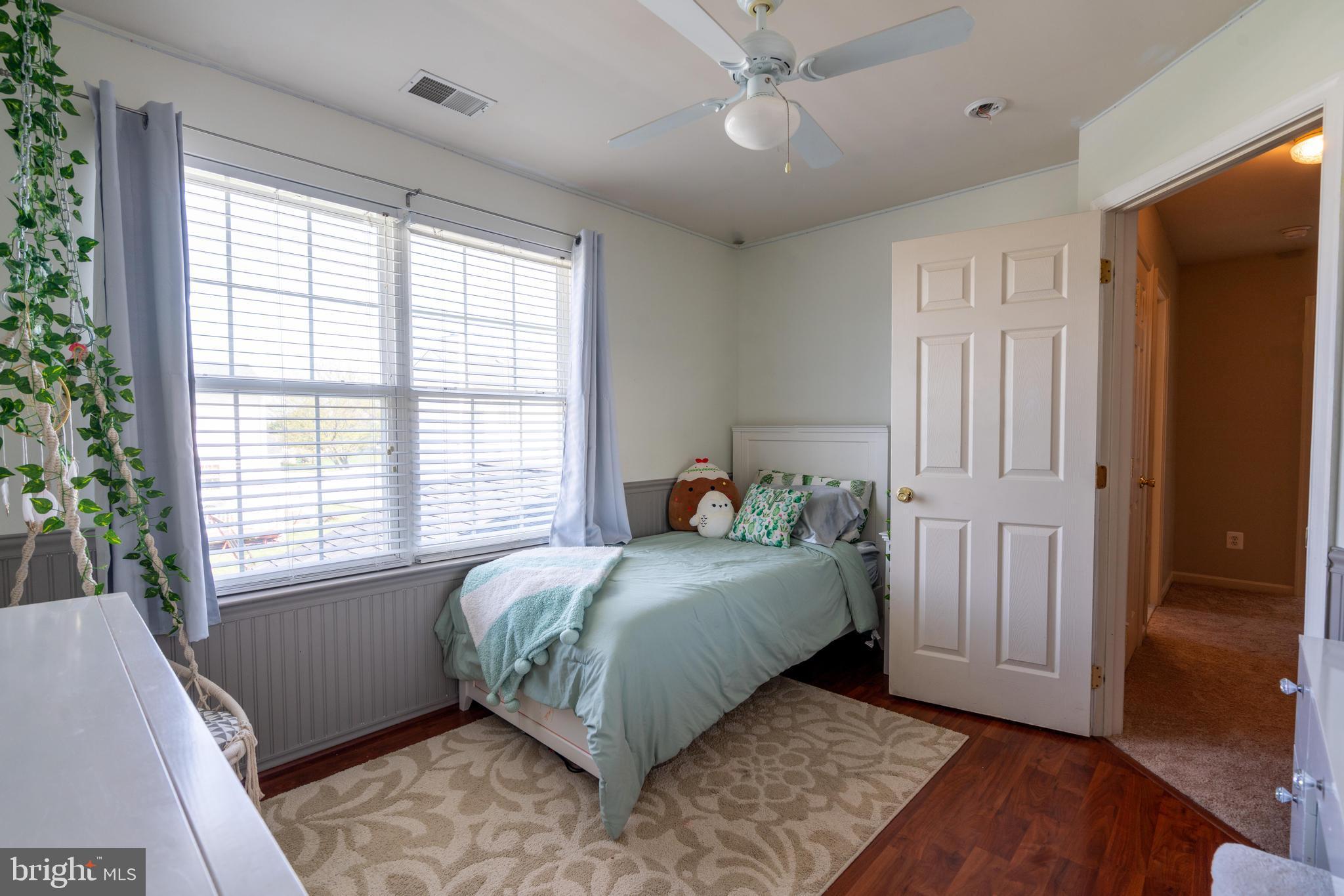 MEADOWBROOK - Residential