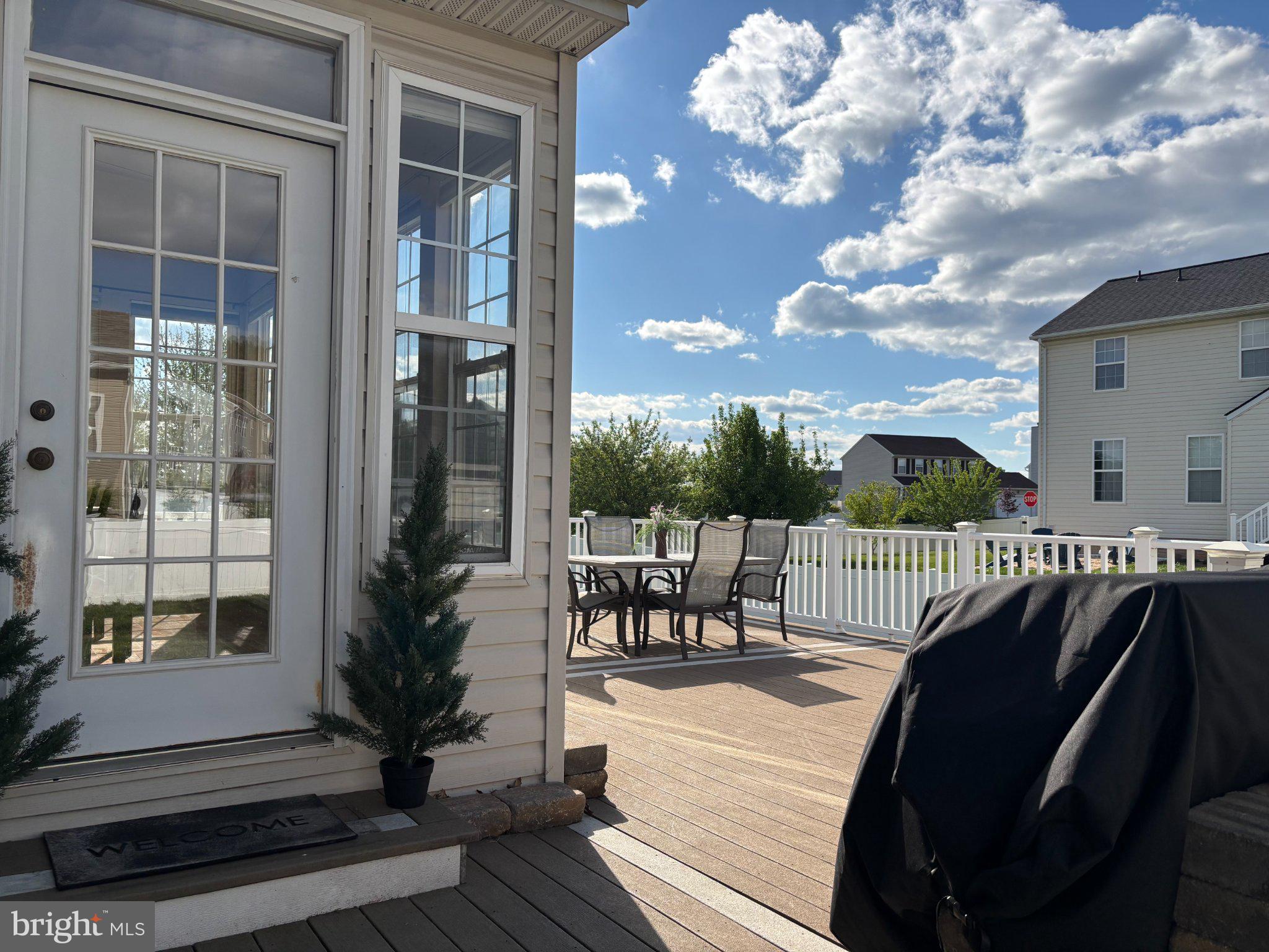 MEADOWBROOK - Residential