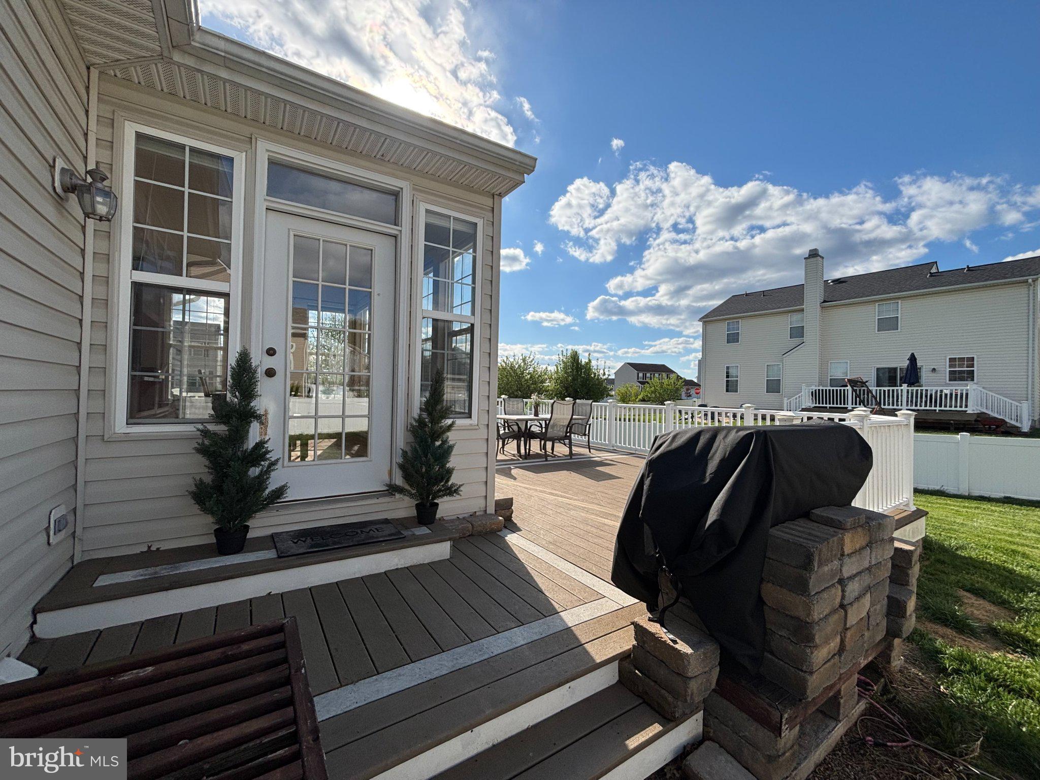 MEADOWBROOK - Residential