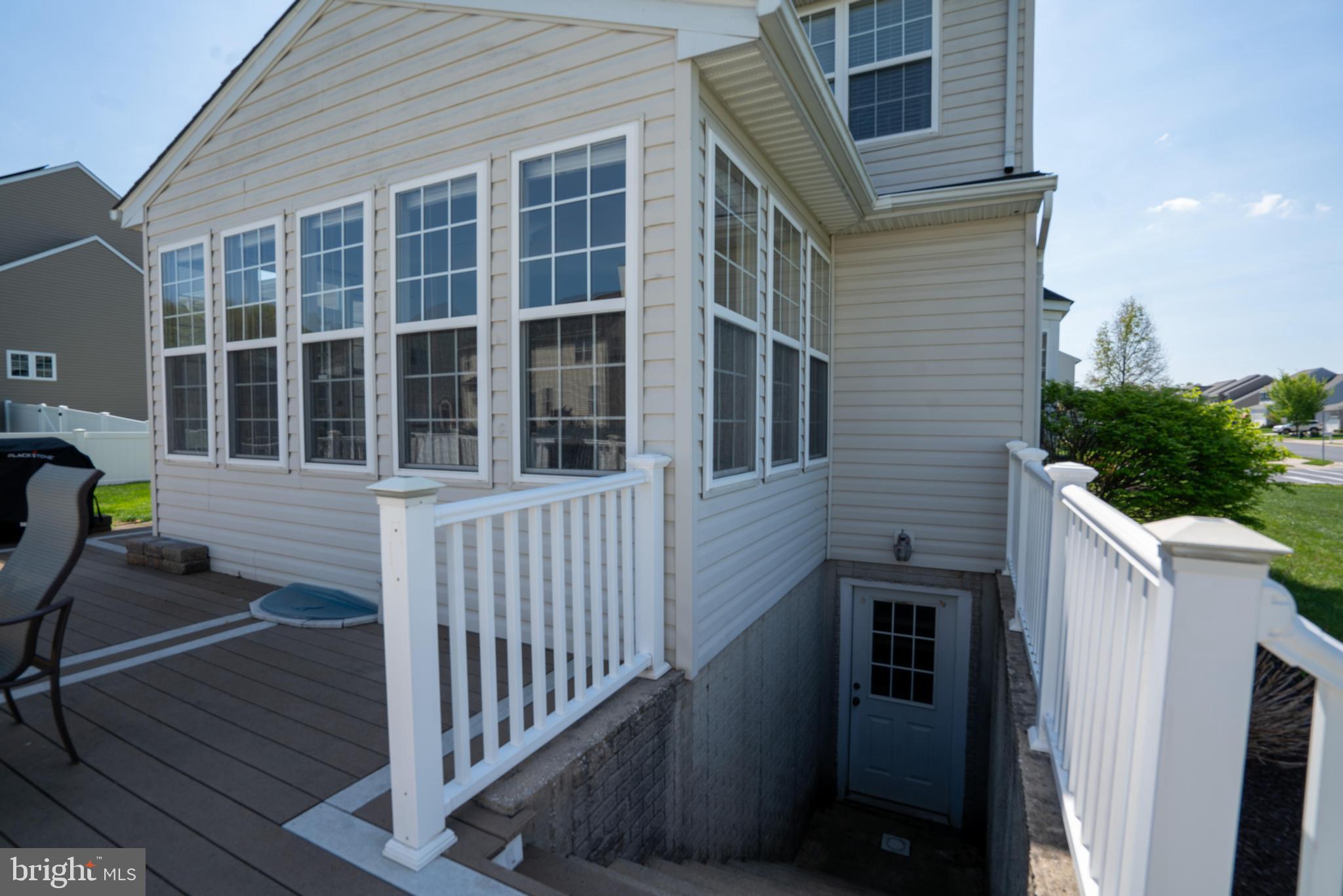 MEADOWBROOK - Residential