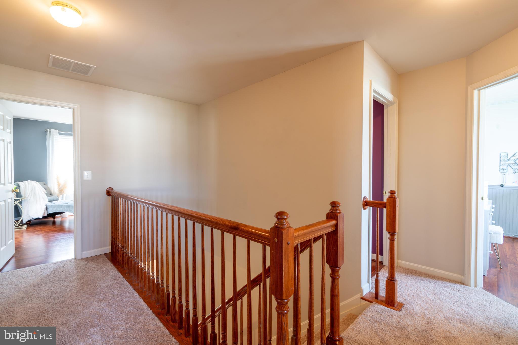 MEADOWBROOK - Residential