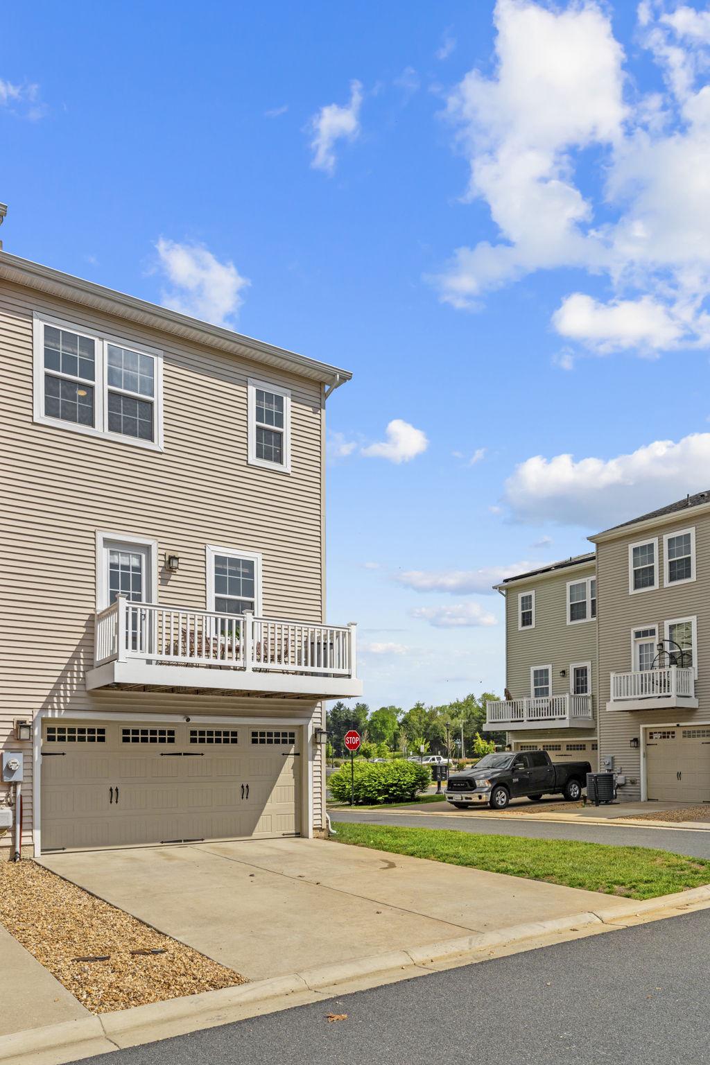 MINTBROOK - Residential