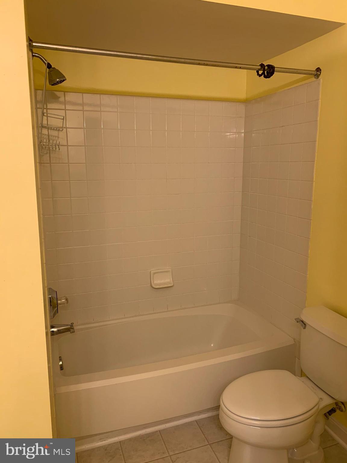 CEDAR LAKES - Residential Lease