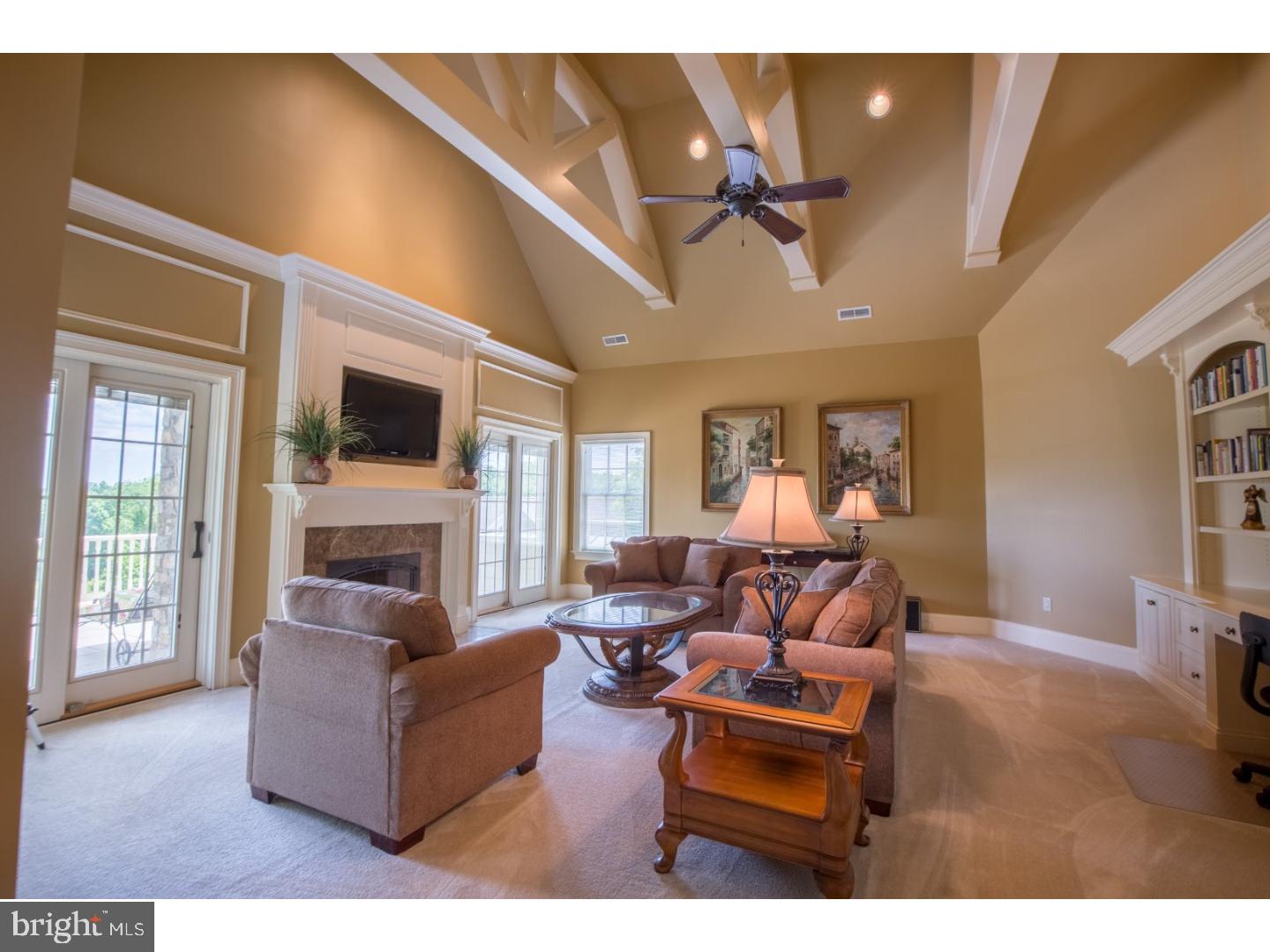 CREEKS BEND - Residential