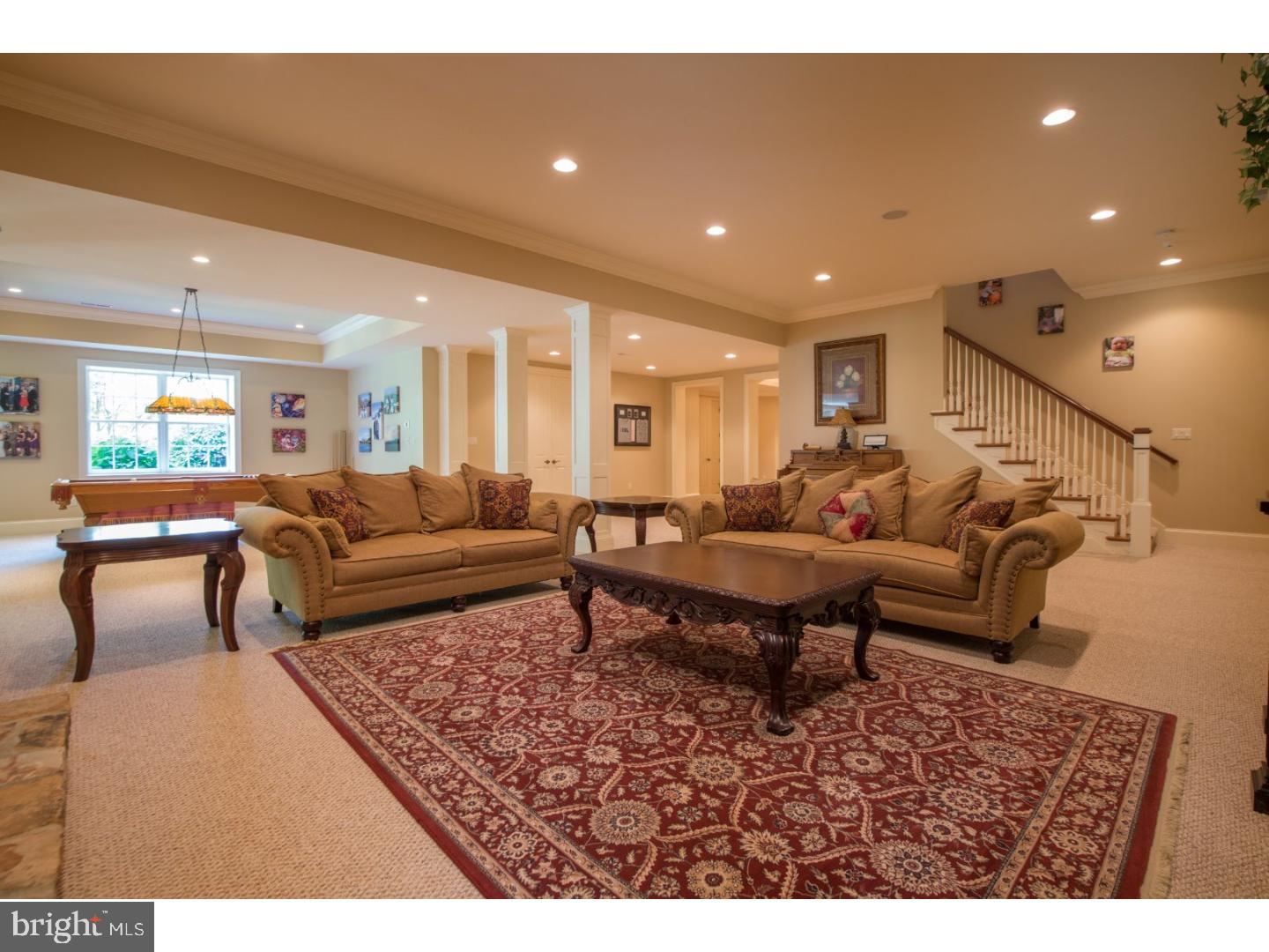 CREEKS BEND - Residential