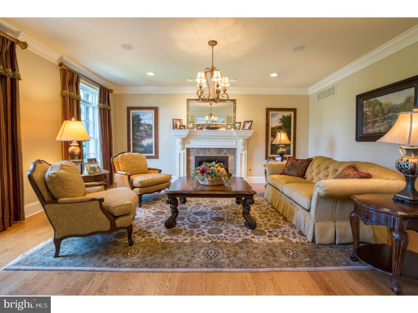 CREEKS BEND - Residential