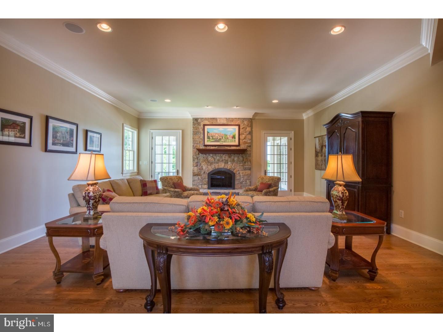 CREEKS BEND - Residential