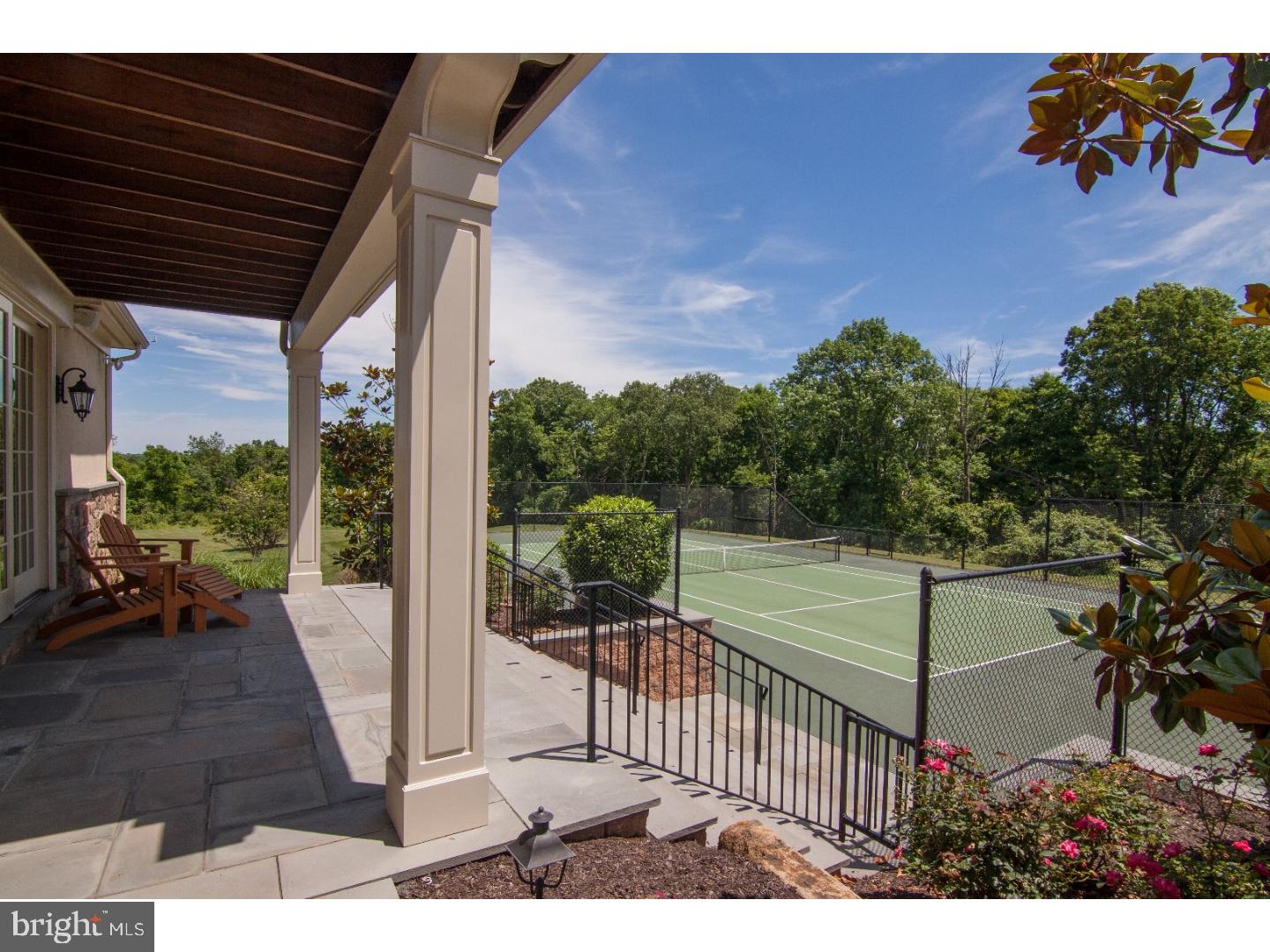 CREEKS BEND - Residential