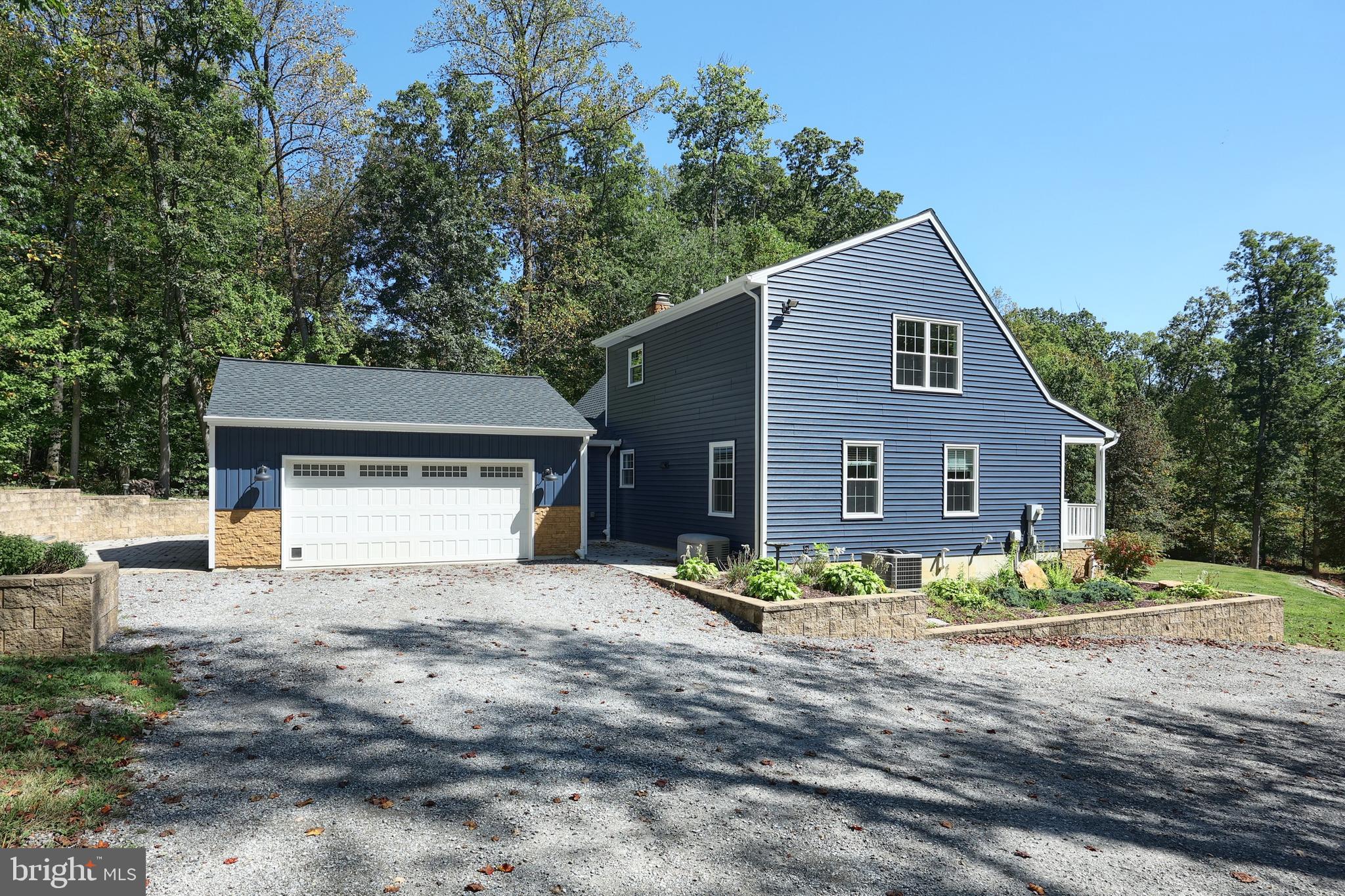8015 GNATSTOWN ROAD