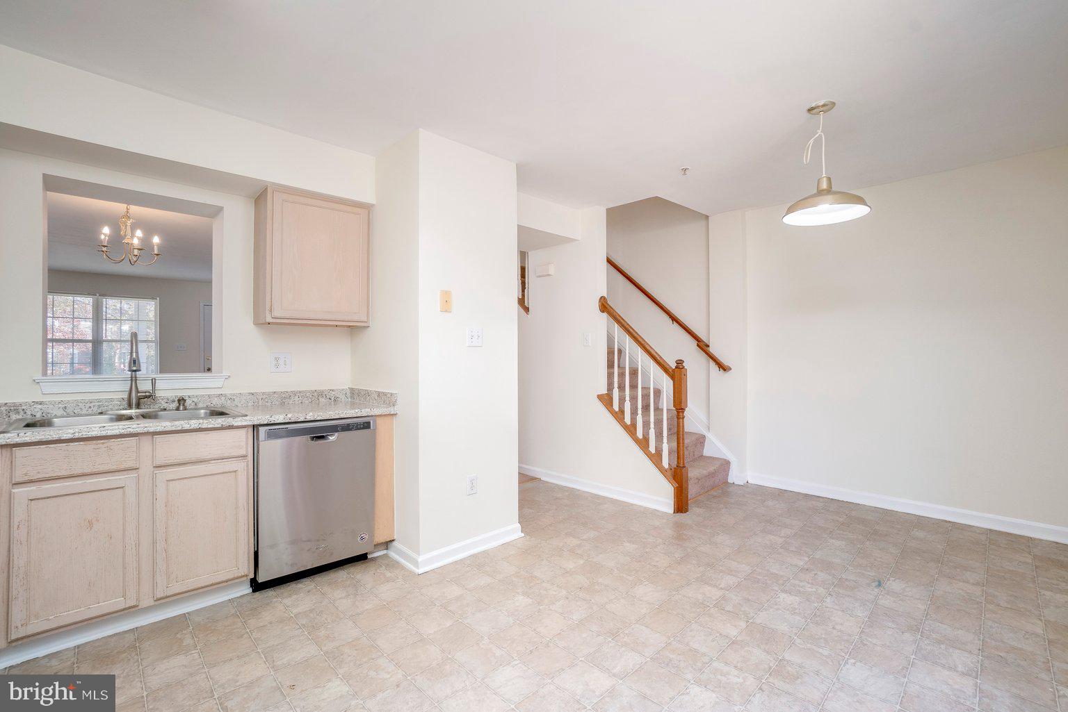 VILLAGE OF LONG REACH - Residential