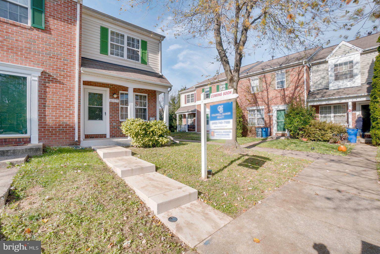 VILLAGE OF LONG REACH - Residential