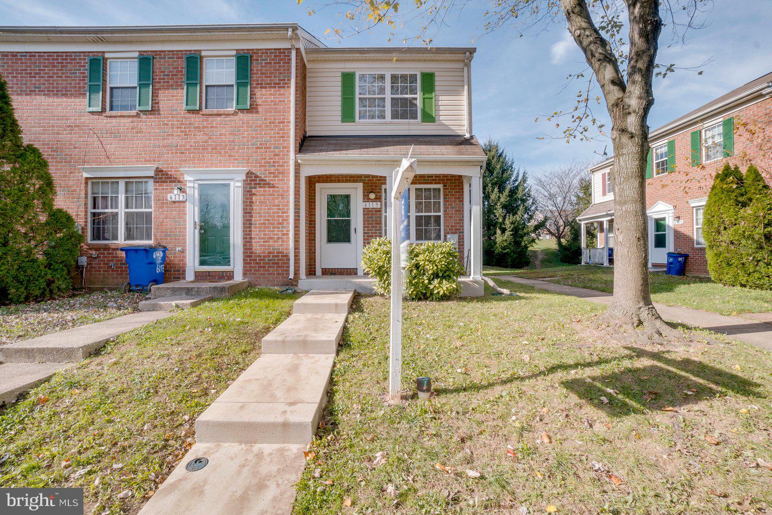 VILLAGE OF LONG REACH - Residential