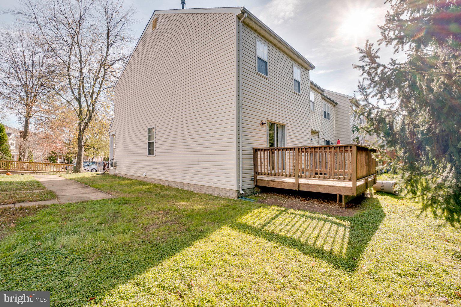 VILLAGE OF LONG REACH - Residential