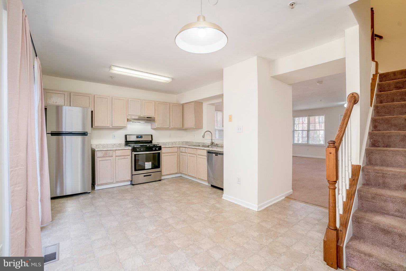 VILLAGE OF LONG REACH - Residential