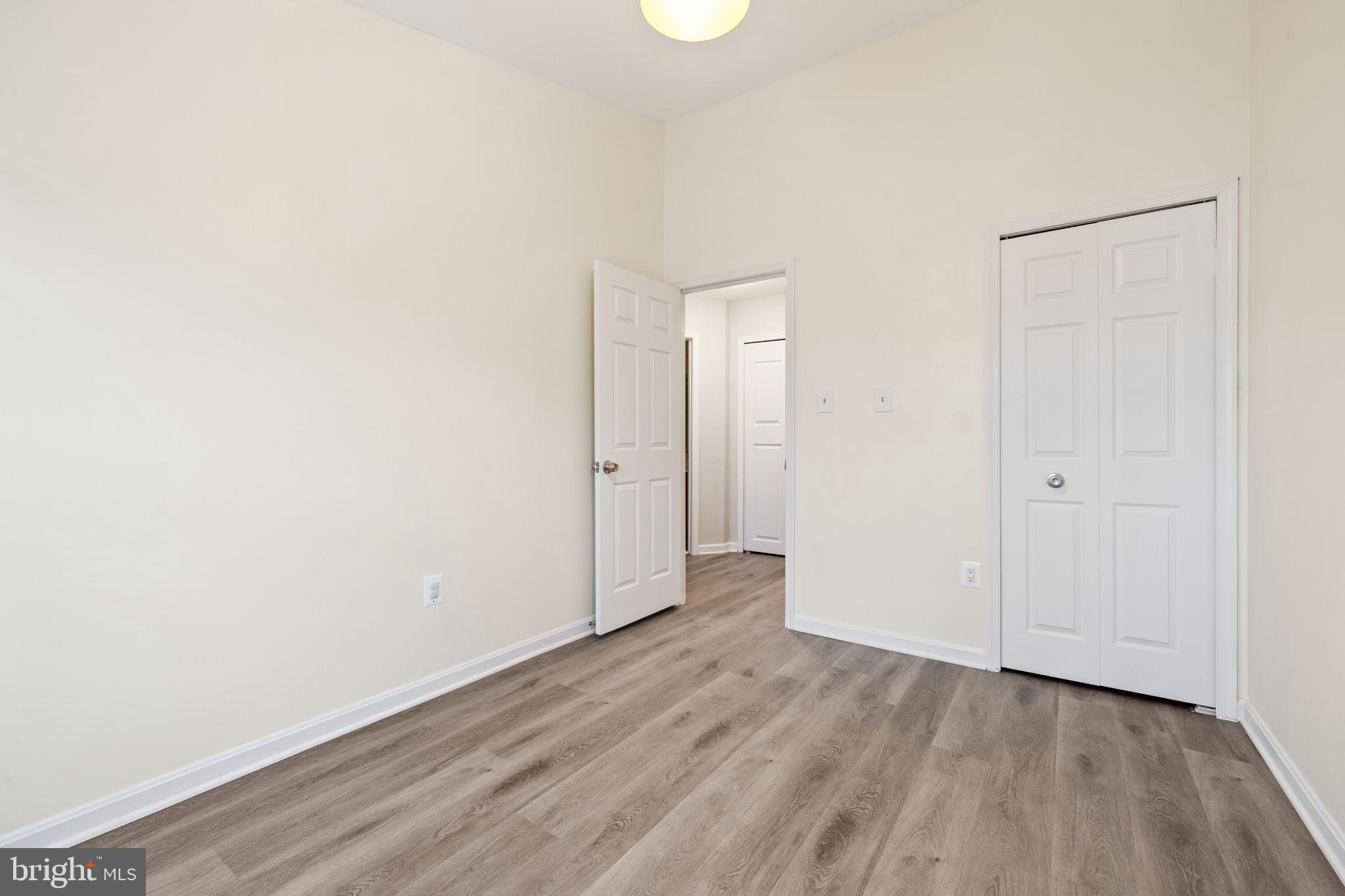 CAROLINE OAKS - Residential