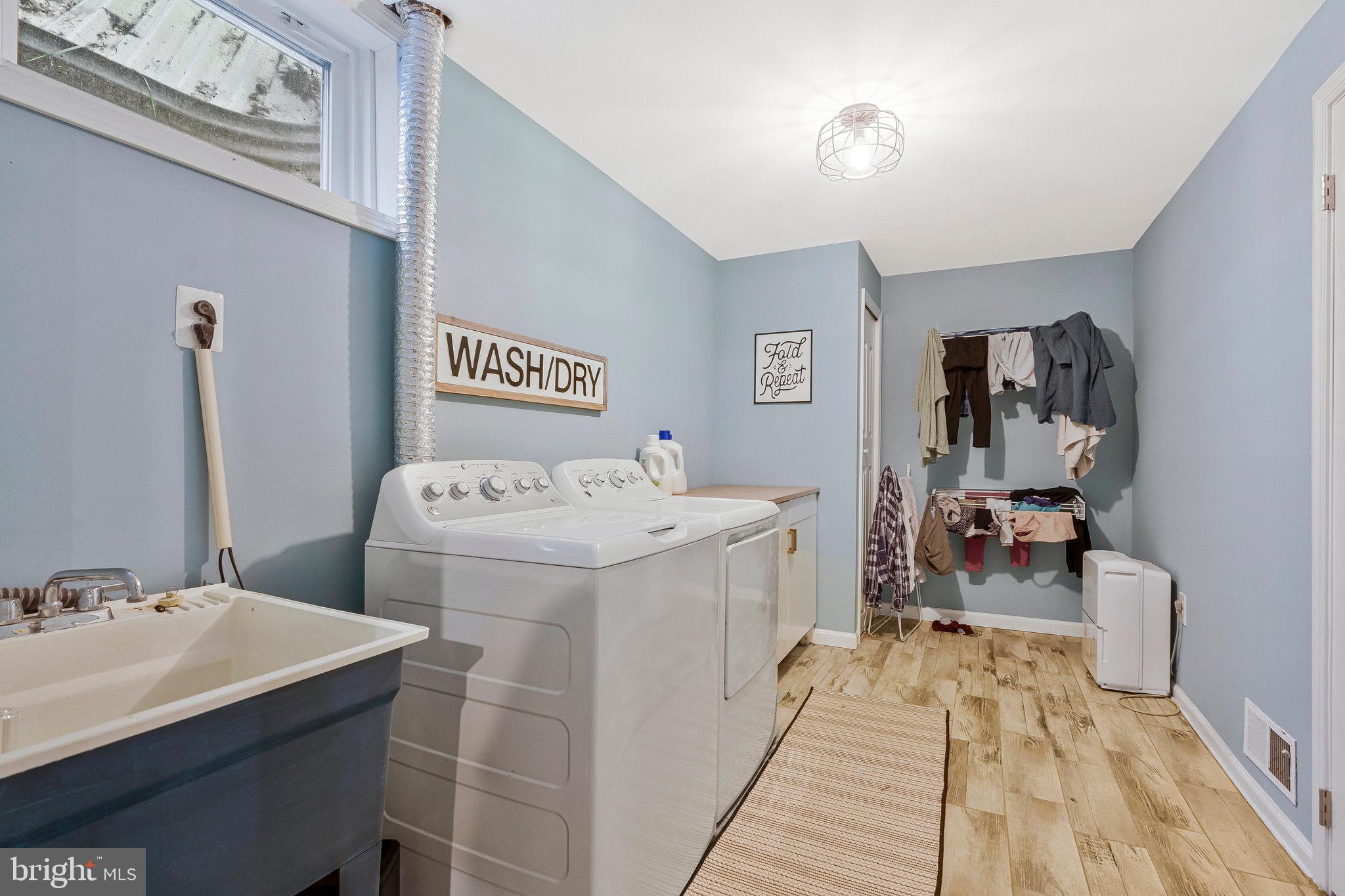 STOCKBRIDGE - Residential Lease