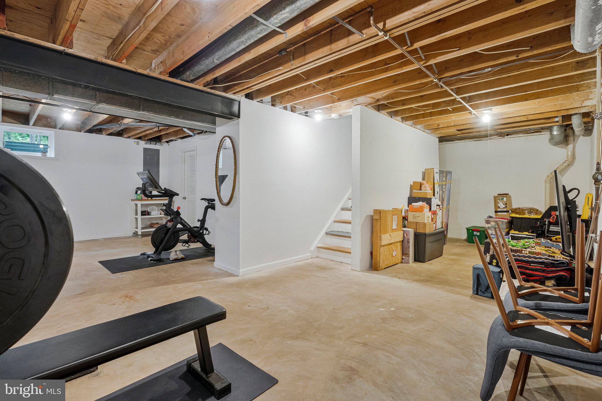 STOCKBRIDGE - Residential Lease