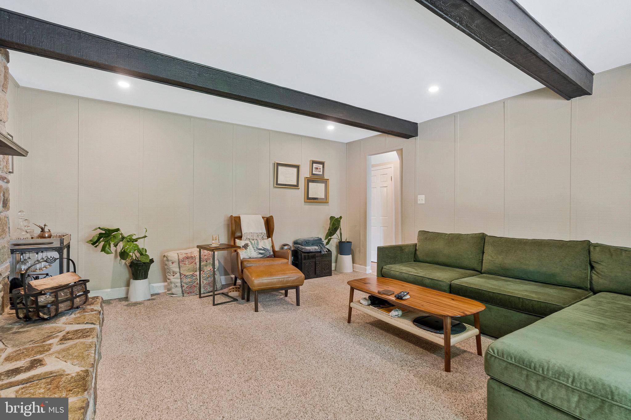 STOCKBRIDGE - Residential Lease