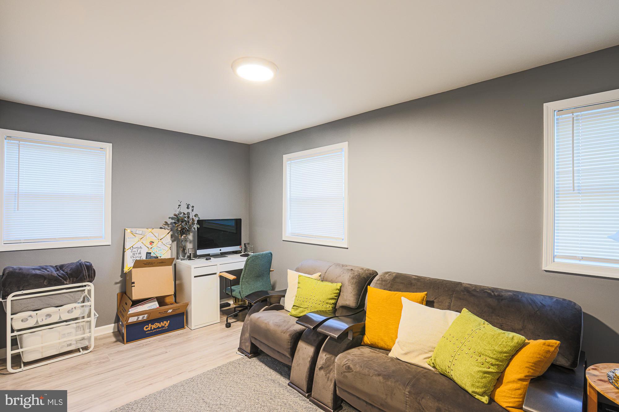 PARKSIDE - Residential