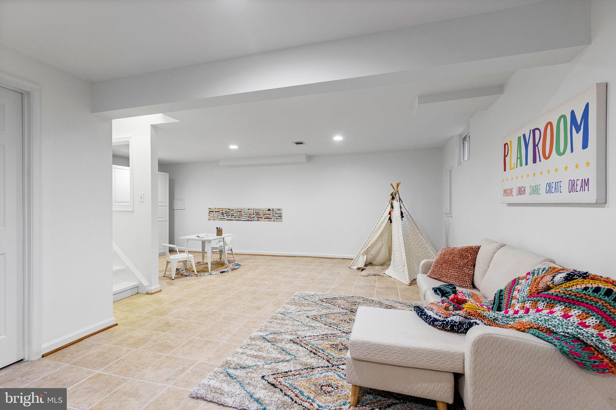 SEMINARY RIDGE - Residential