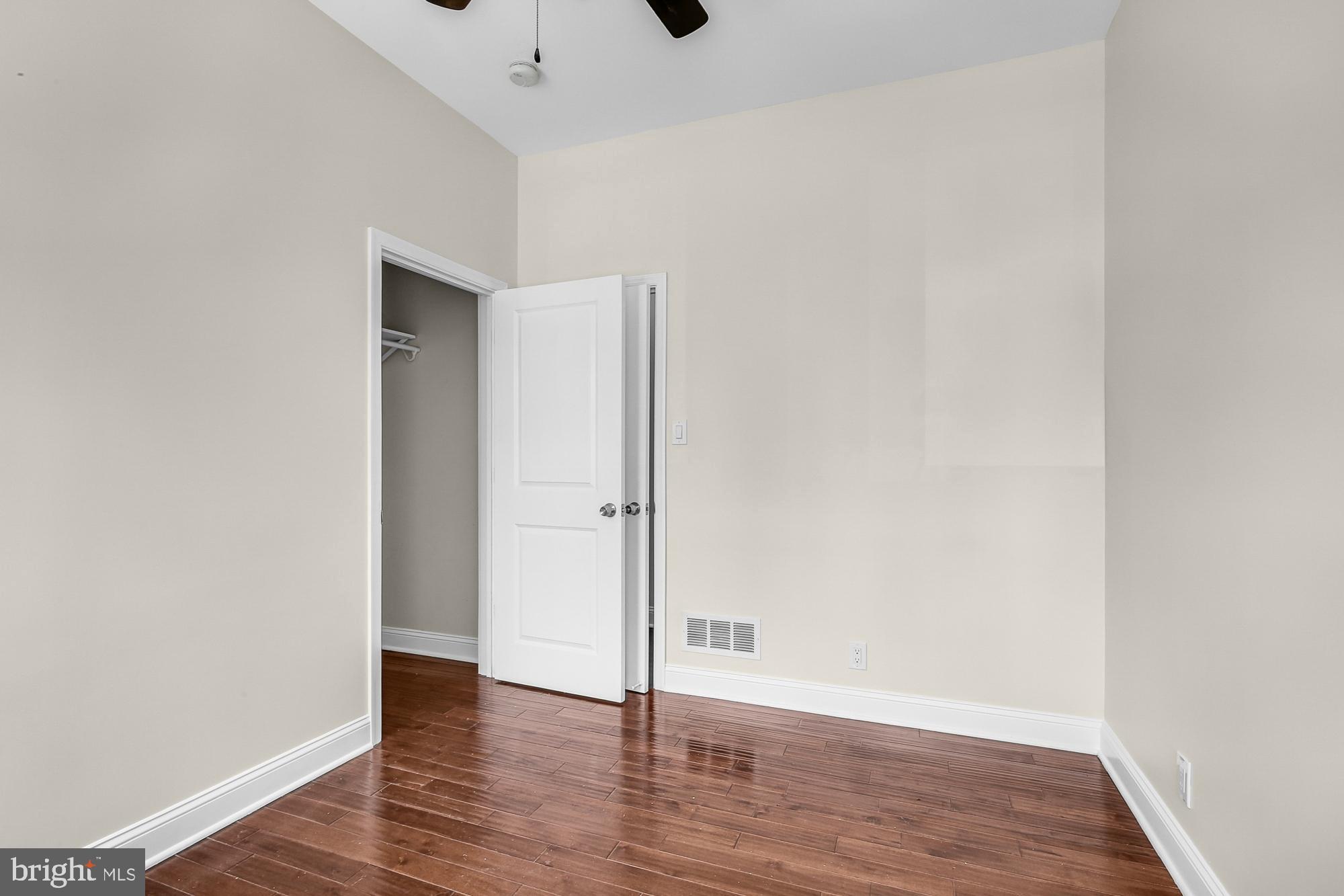 EAST KENSINGTON - Residential Lease