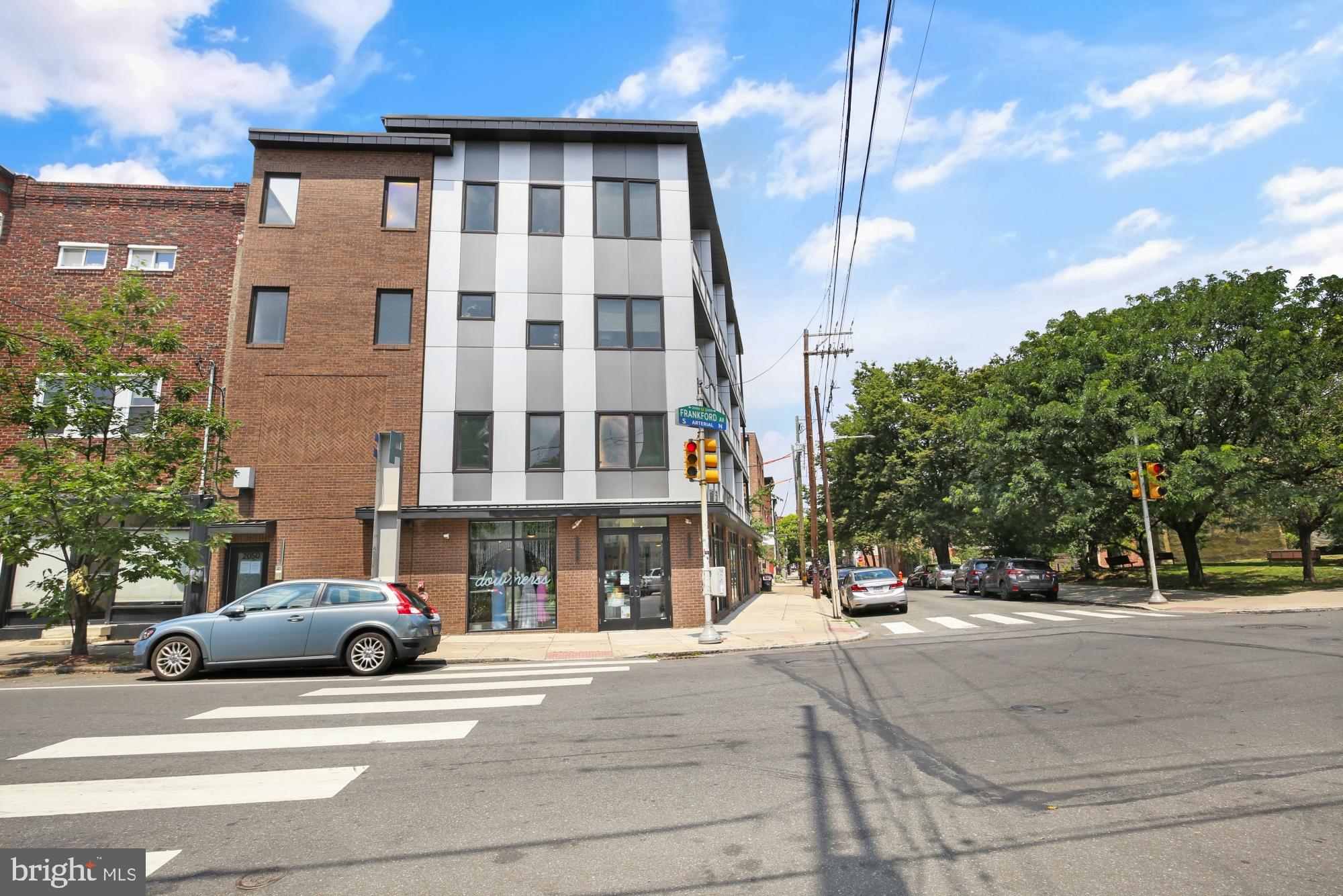 EAST KENSINGTON - Residential Lease