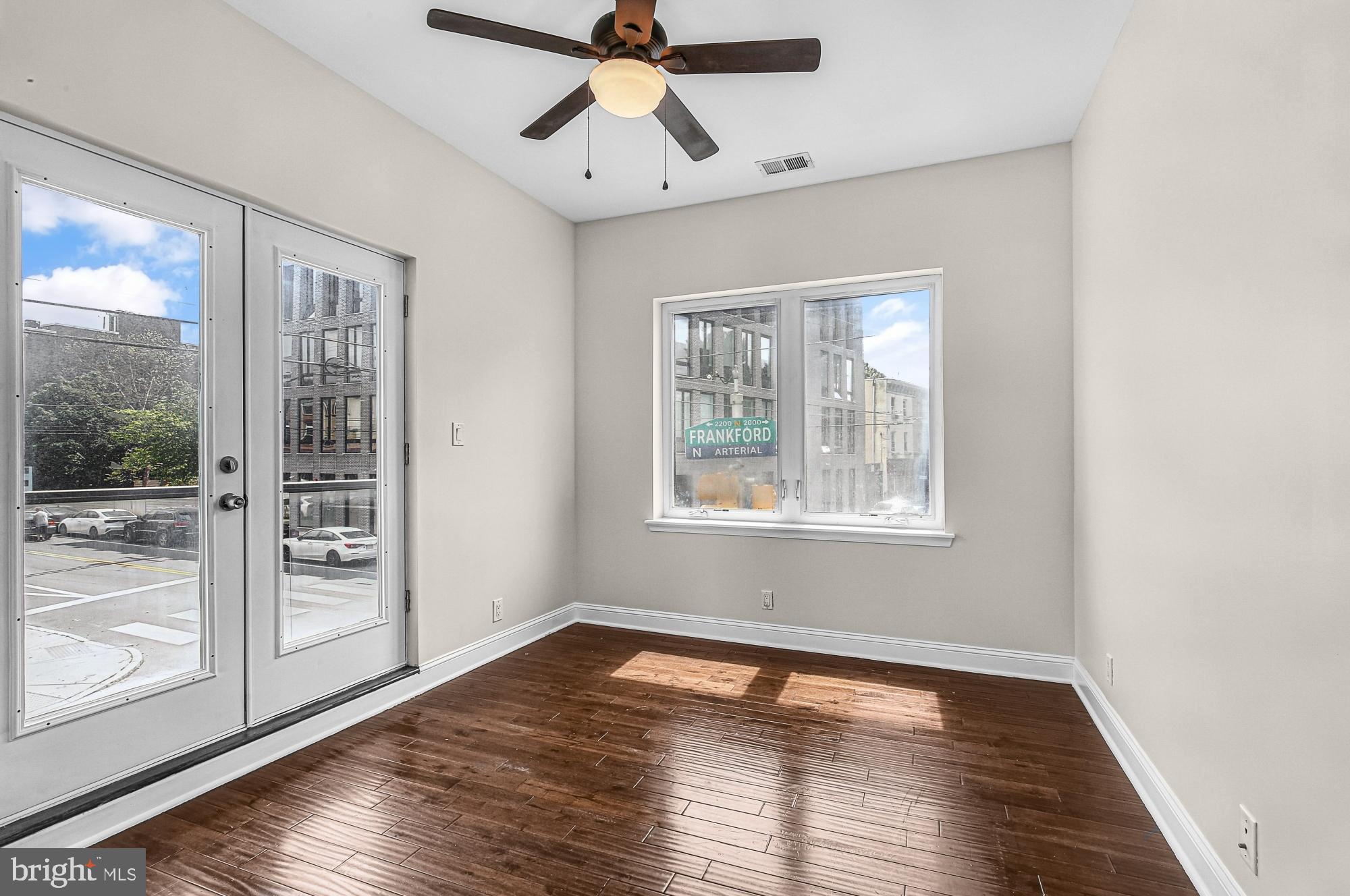 EAST KENSINGTON - Residential Lease