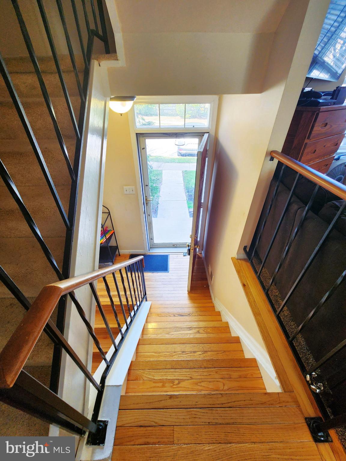 HINES ESTATES - Residential Lease