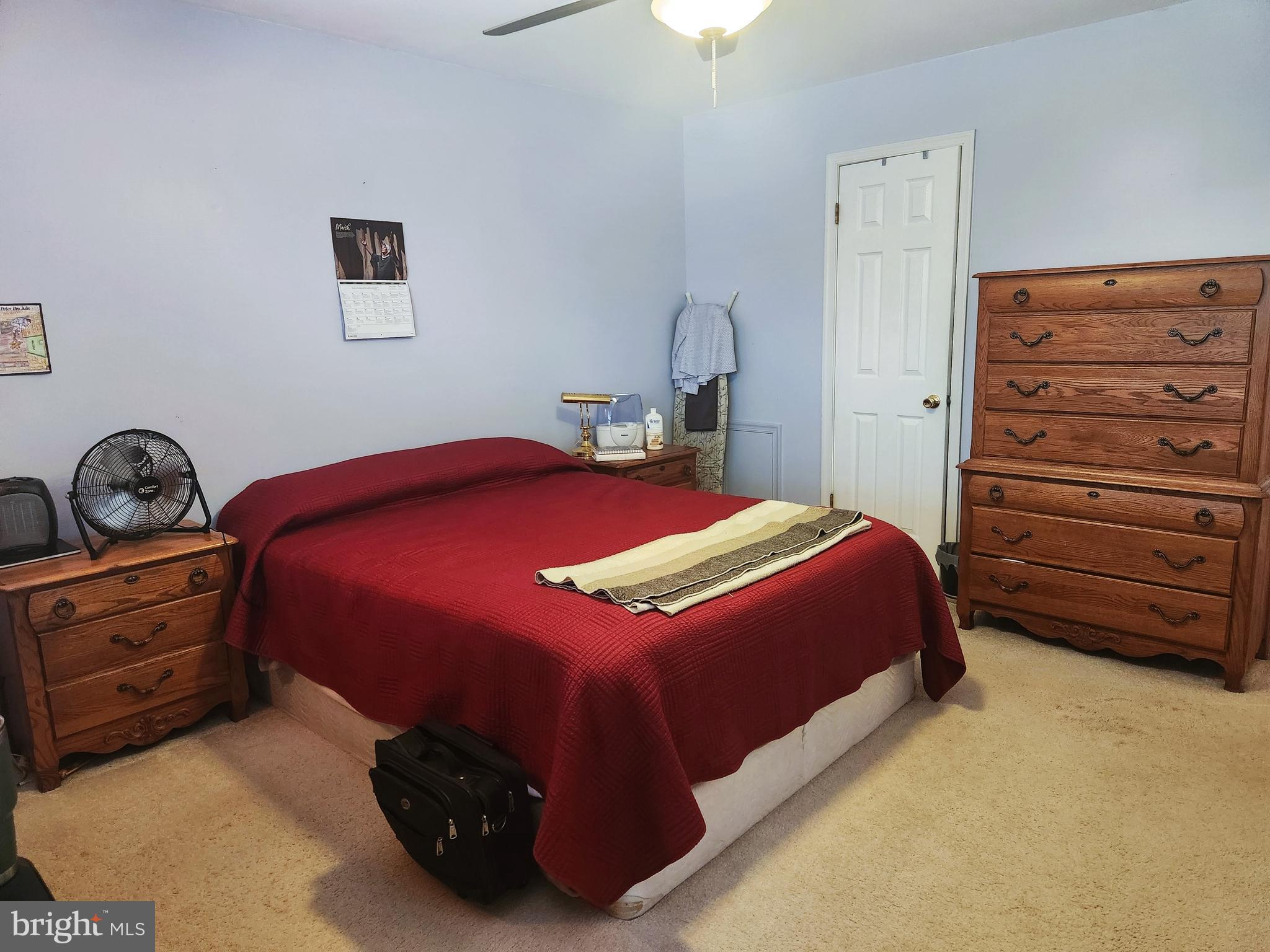 HINES ESTATES - Residential Lease