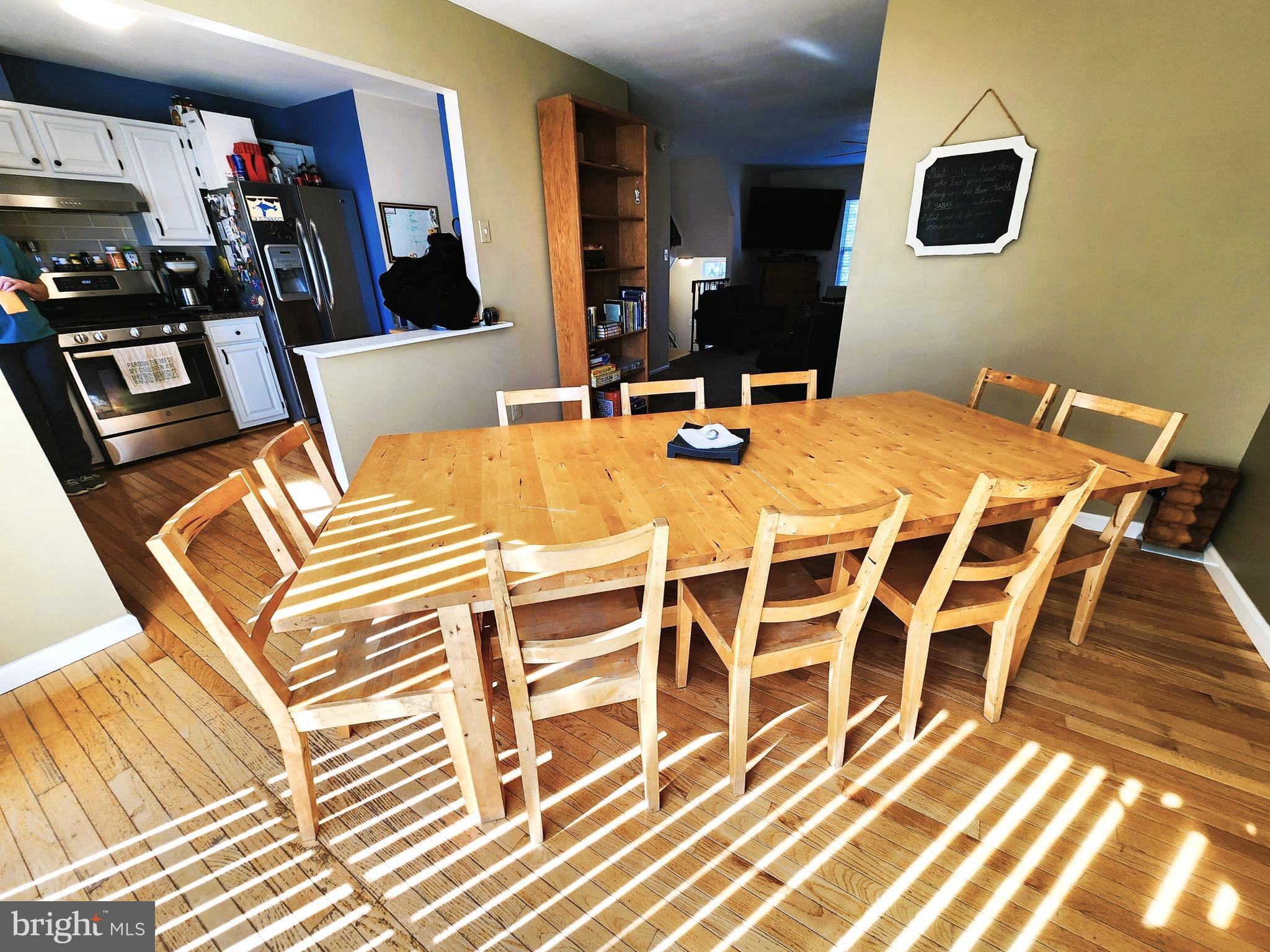 HINES ESTATES - Residential Lease