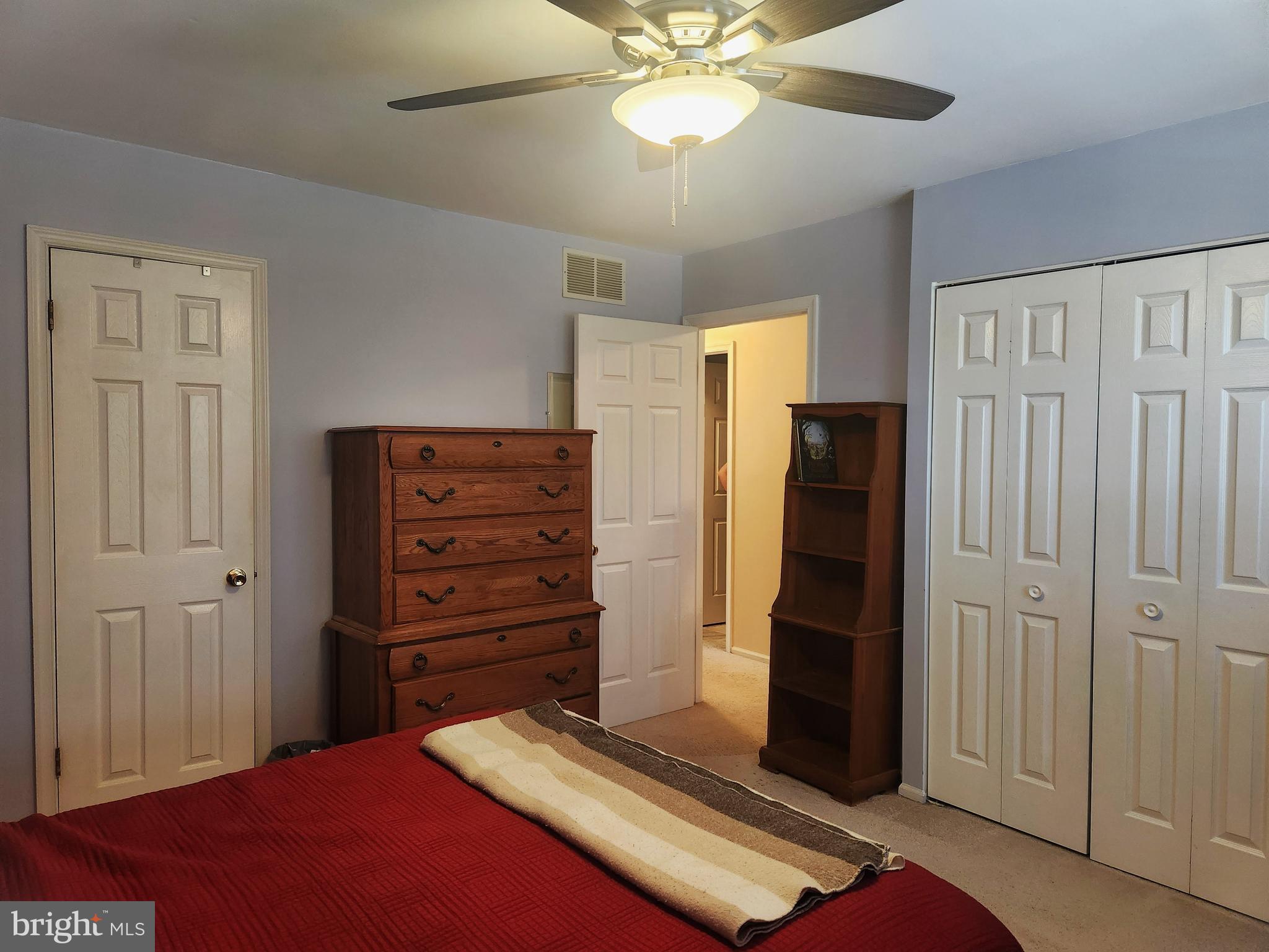 HINES ESTATES - Residential Lease