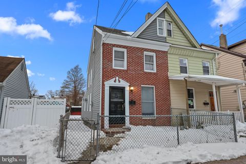 702 CORSON STREET BRISTOL PA 19007