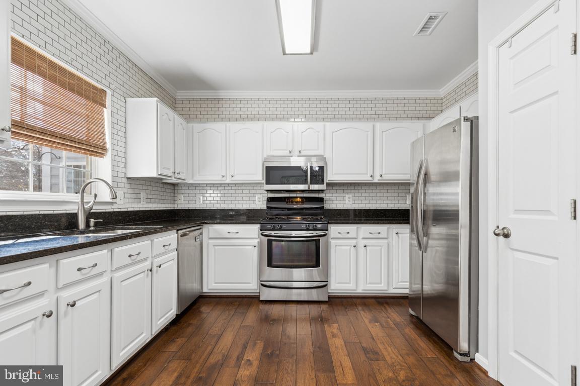 25462 UPPER CLUBHOUSE DRIVE