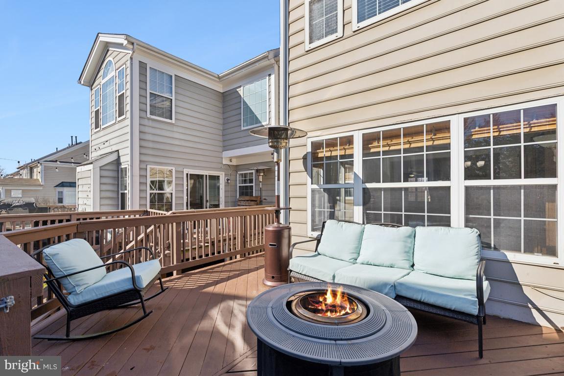 SOUTH RIDING - Residential