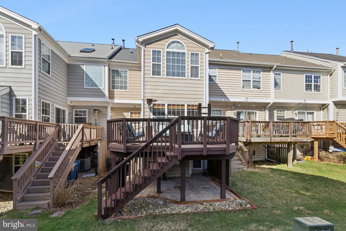 SOUTH RIDING - Residential