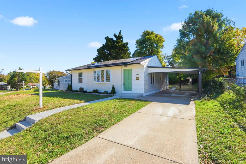Photo of 5603 Knell Avenue, BALTIMORE, MD 21206 (MLS # MDBA2188658)