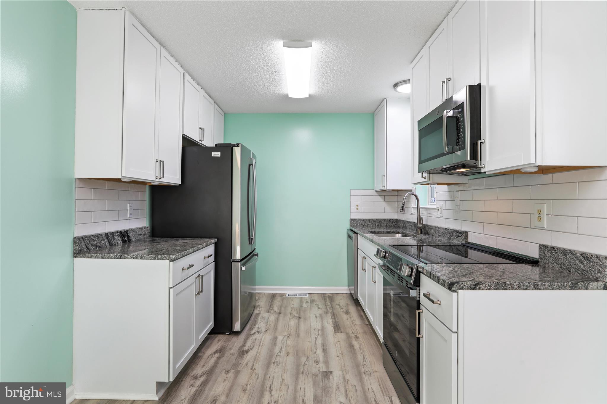 SPRINGFIELD VILLAGE - Residential