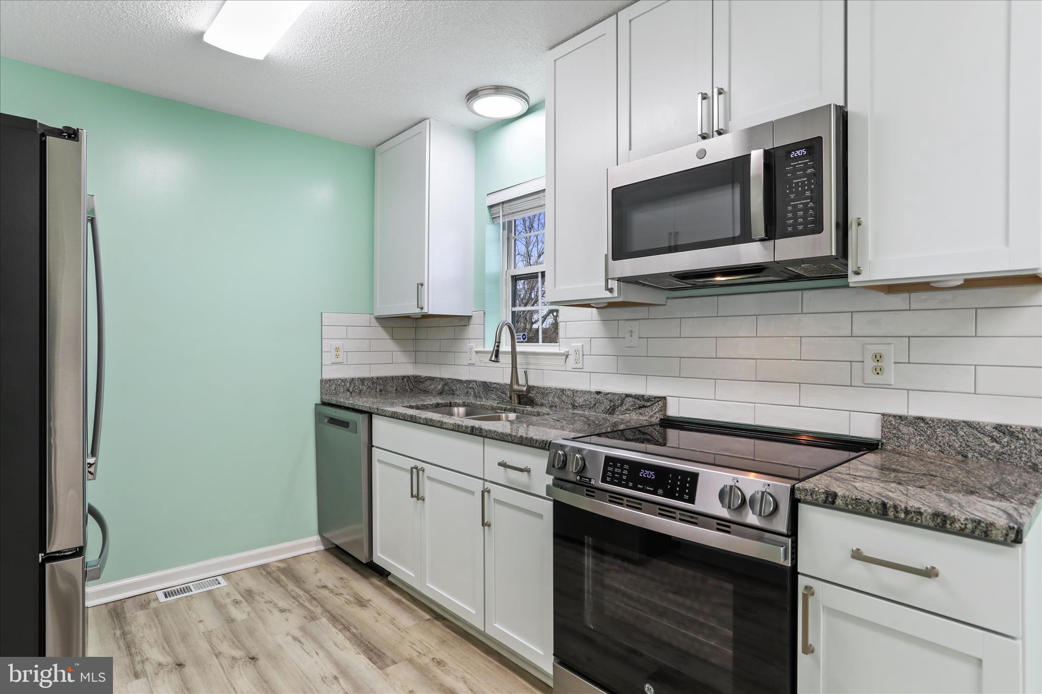 SPRINGFIELD VILLAGE - Residential