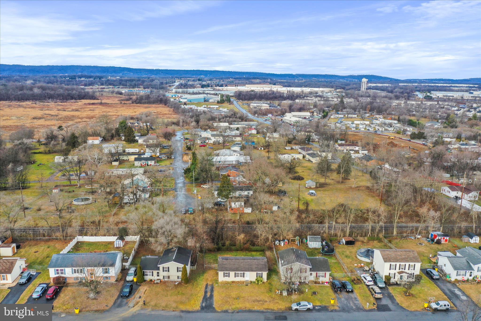 SPRINGFIELD VILLAGE - Residential