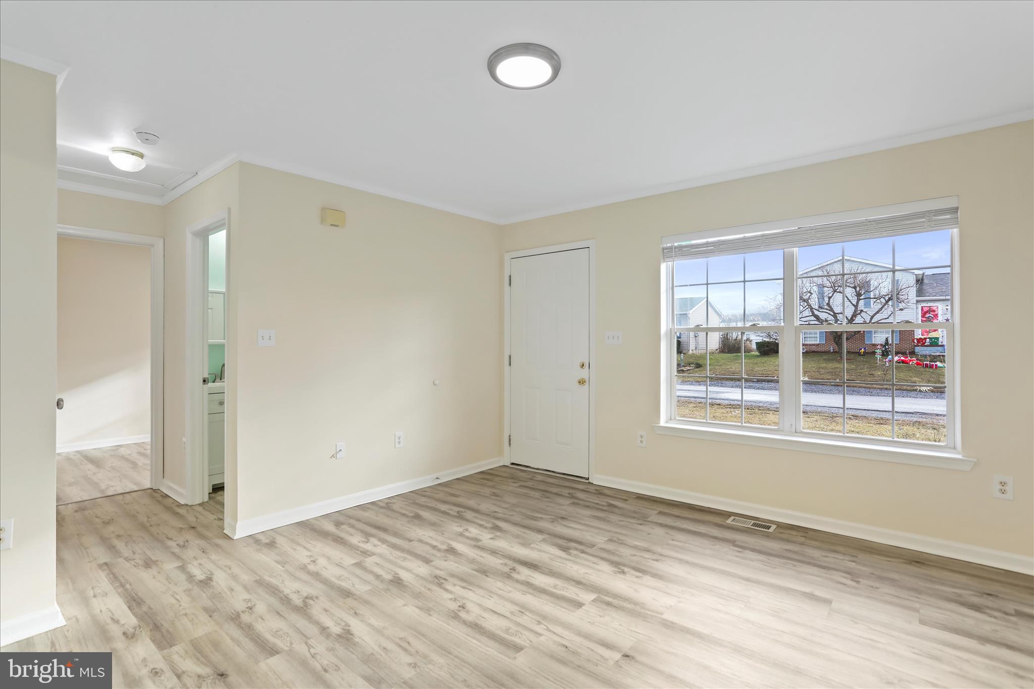 SPRINGFIELD VILLAGE - Residential