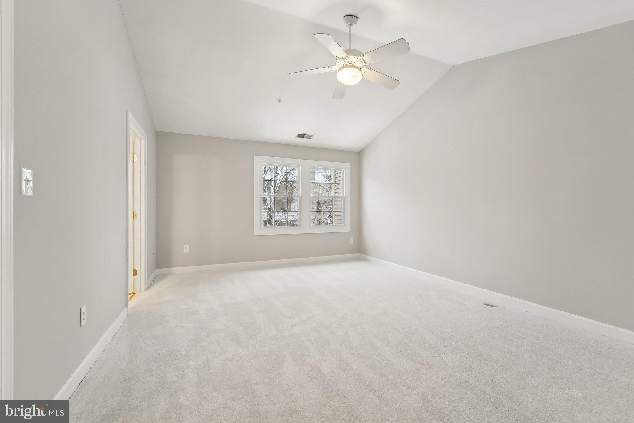 RUSSETT - Residential