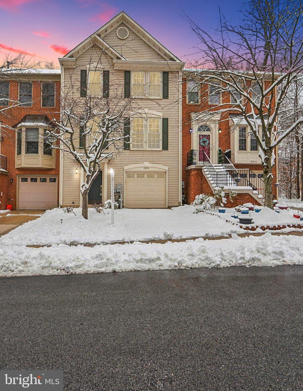 RUSSETT - Residential