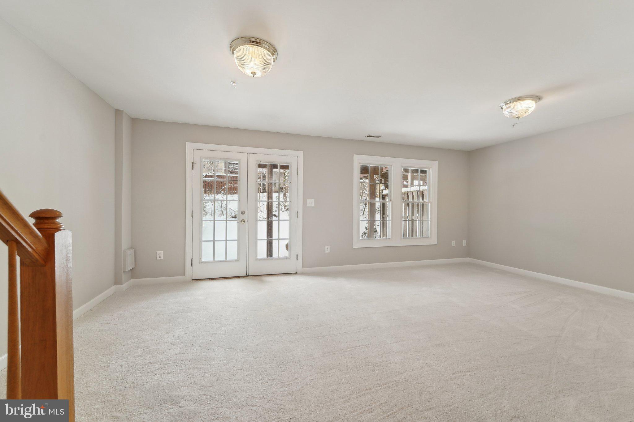 RUSSETT - Residential