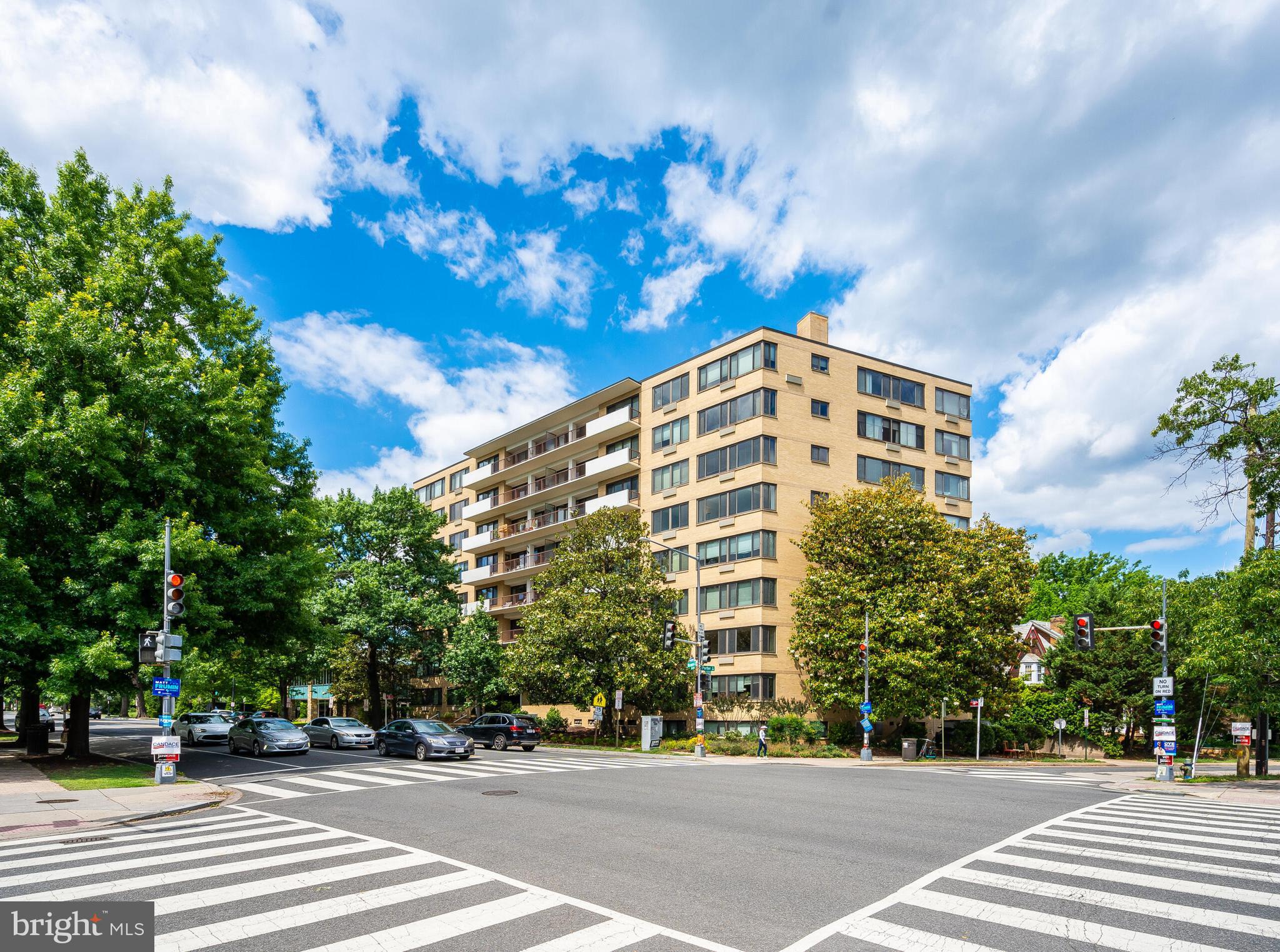 3601 WISCONSIN AVENUE NW 111
